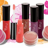 Título da Notícia 113: Yes Cosmetics amplia linha de maquiagem com lançamento de blushes em creme e novas  cores de glosses - Encontre franquia ou franquias entre as melhores franquias de sucesso no top franquia, para comprar franquia e abrir sua franquia.